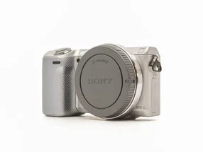 Foto de capa real do kit Sony NEX-5R